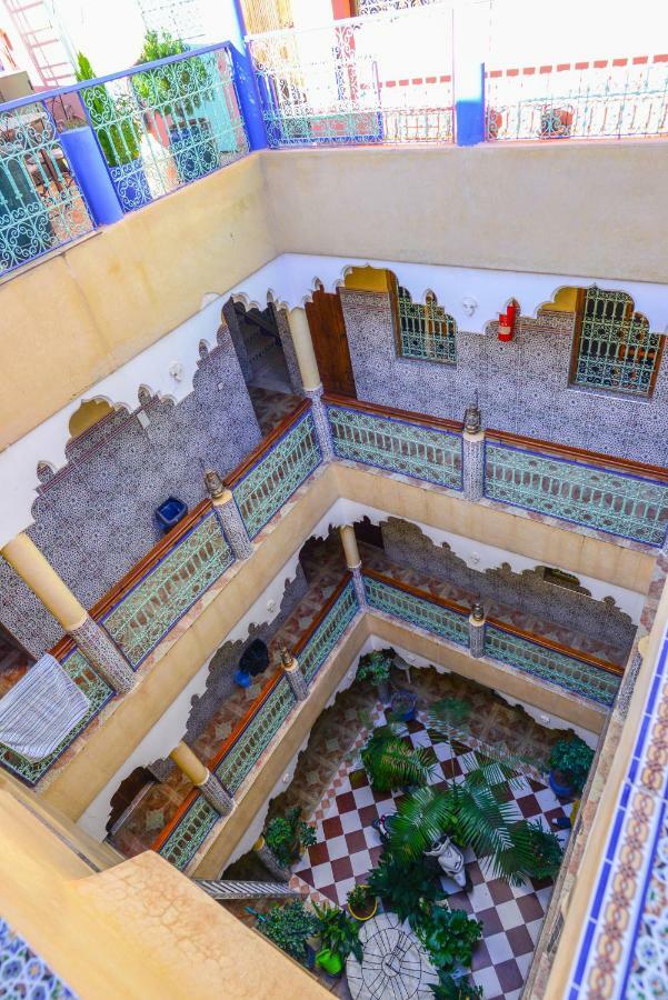 Hotel Faouzi Marrakesh Bagian luar foto