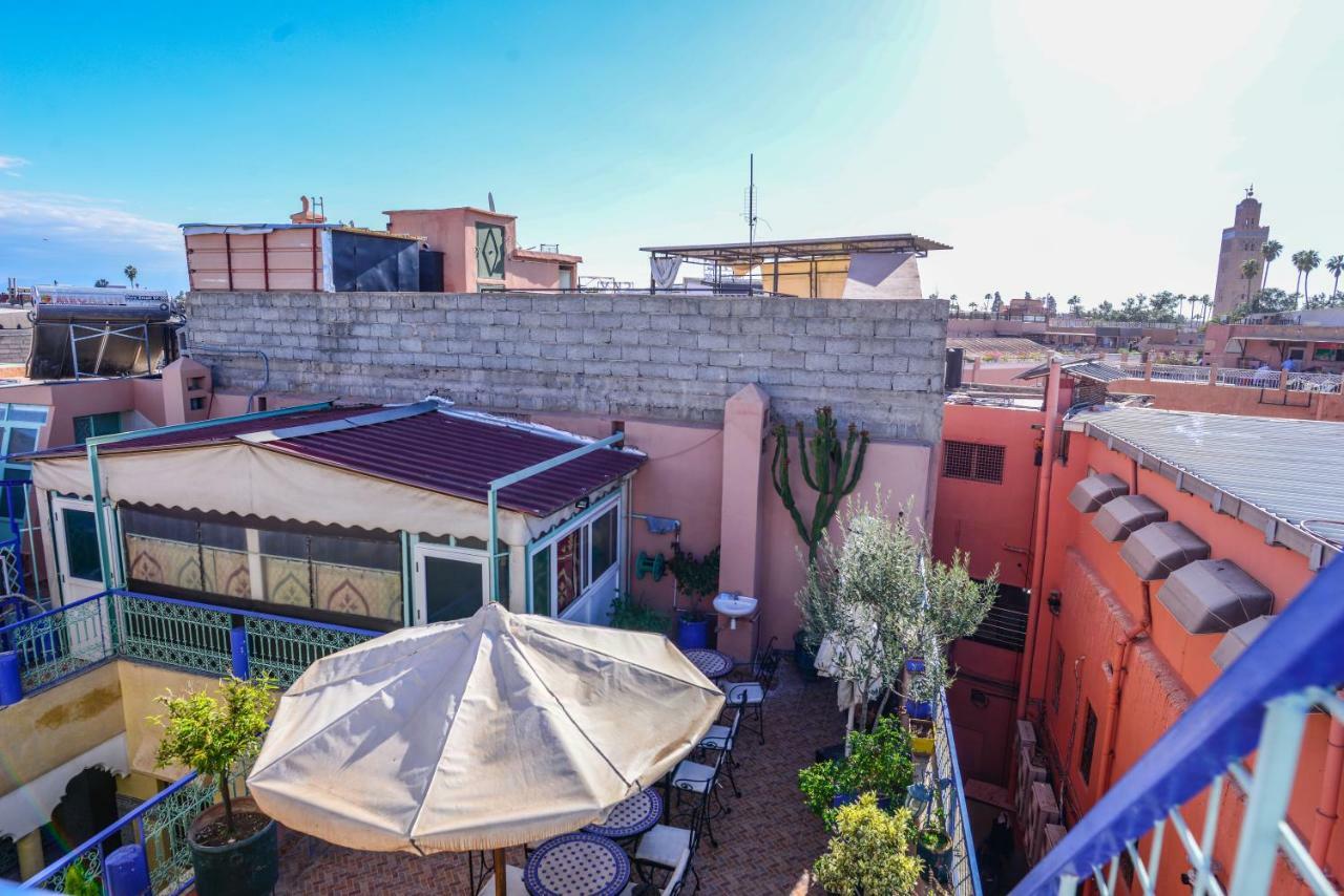 Hotel Faouzi Marrakesh Bagian luar foto